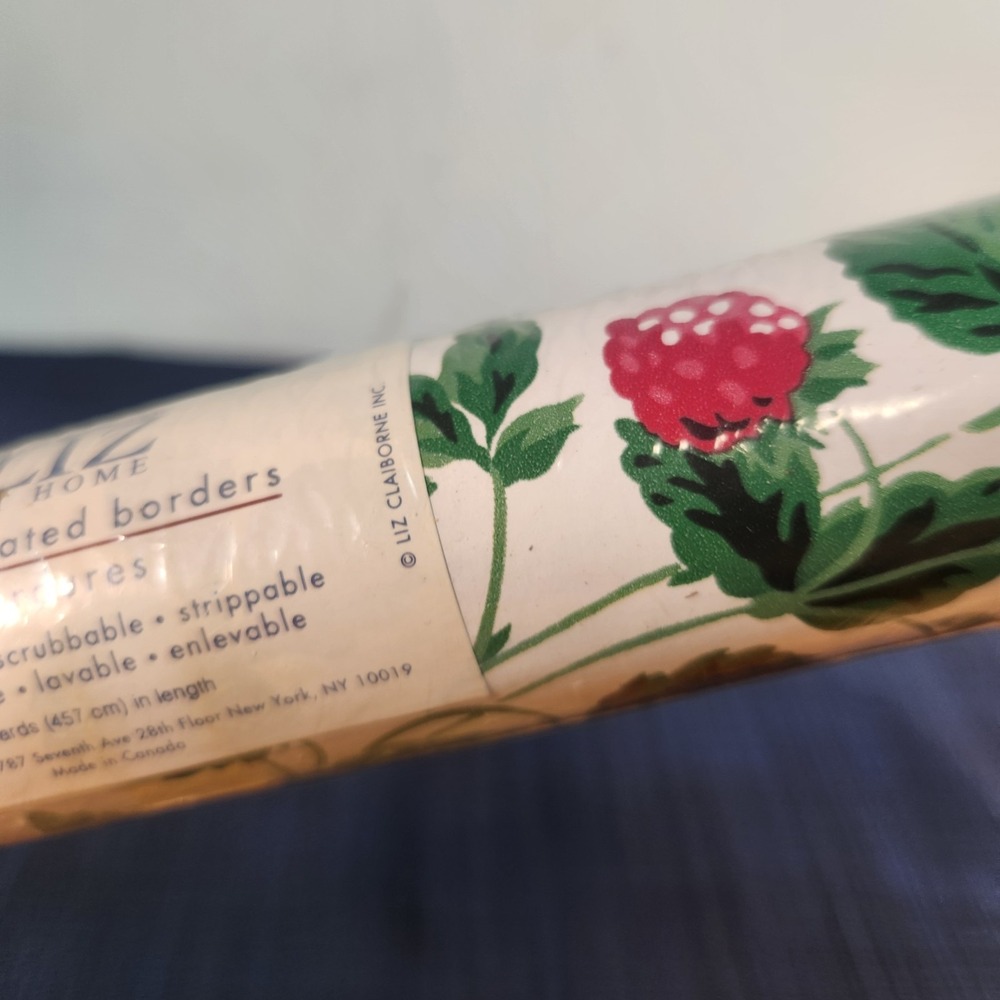 liz claiborne Blue Berry Vintage Border Wall Paper